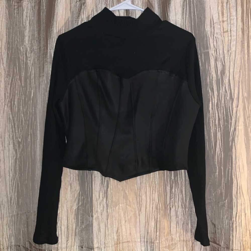 Long sleeve black shirt